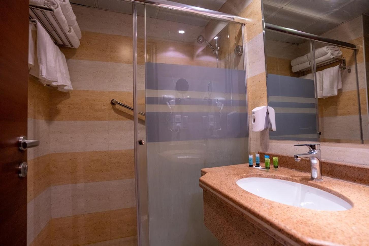 Hotel Nusk Al Hijrah à Médine Extérieur photo
